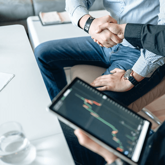 GrPlatform - Equipo de expertos en criptomoneda